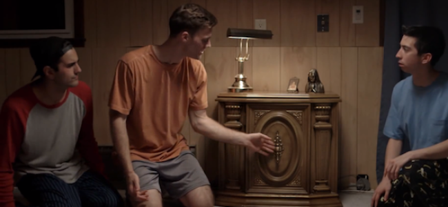Video Licks: The 90s Sleepover Gang Discovers The LIQUOR CABINET
