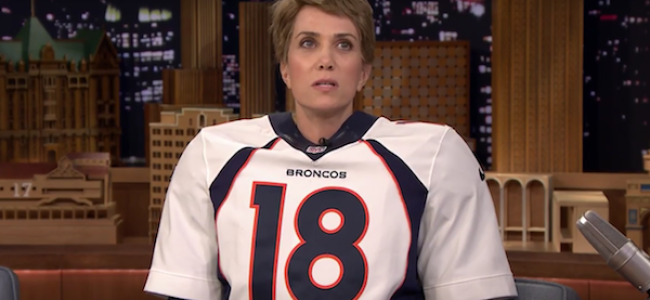 Video Licks: Kristen Wiig Channels Peyton Manning on THE TONIGHT SHOW