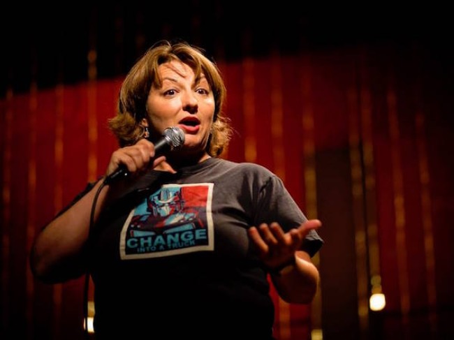 Quick Dish: Jackie Kashian at DAYLIGHT COMEDY Aug 30 – Sept 2 at The Clubhouse