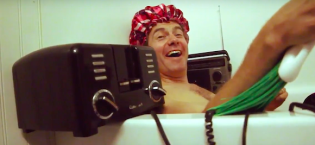 Video Licks: “Act Like a Limey, Think Like a Yank” Even in The BATHROOMS